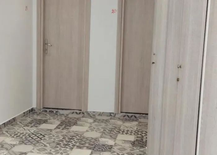 Apartment Exo Katikies- Urban Fira (Santorini)