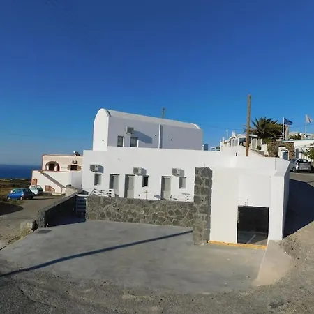 Exo Katikies- Urban Fira (Santorini)